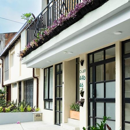 Selva House Bed & Breakfast เมเดยิน ภายนอก รูปภาพ