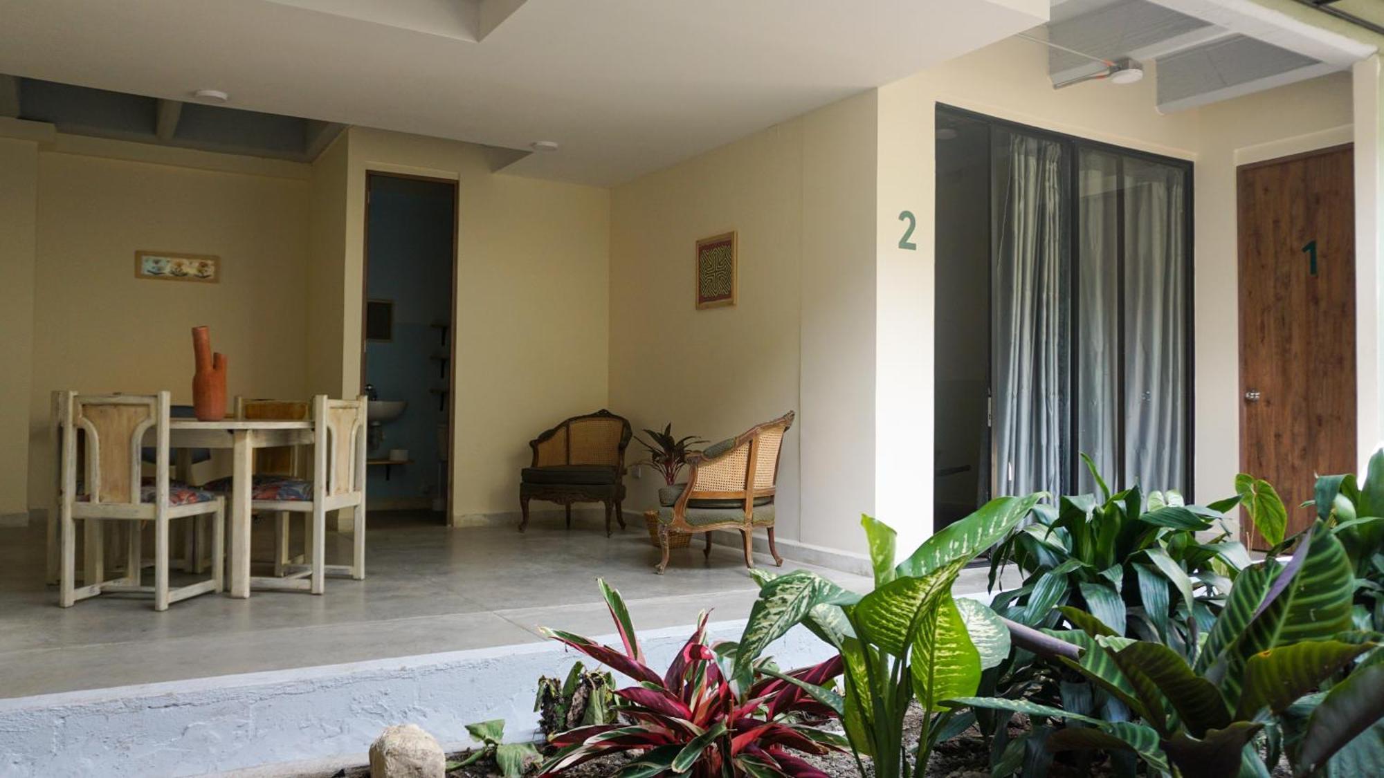 Selva House Bed & Breakfast เมเดยิน ภายนอก รูปภาพ