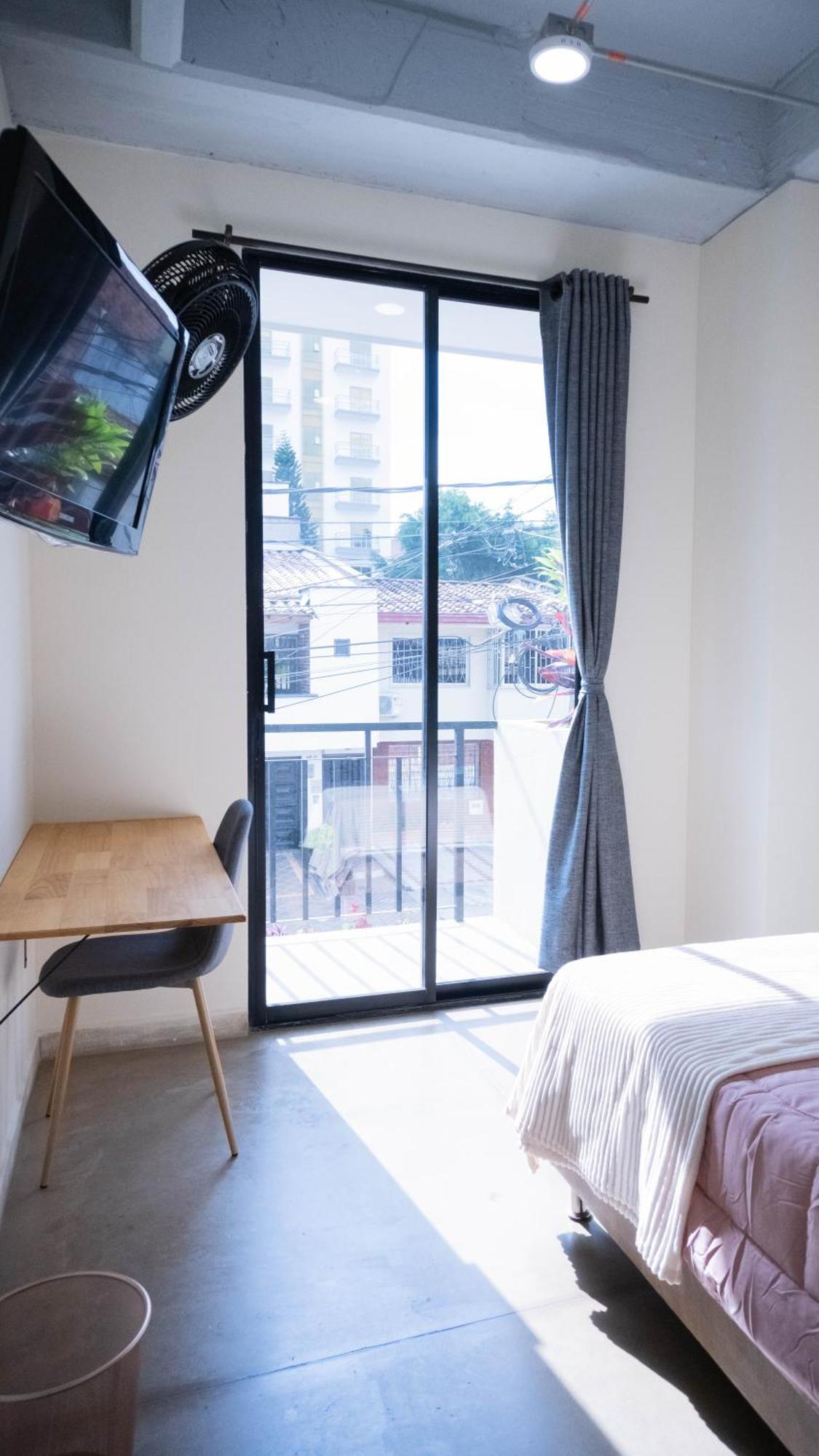 Selva House Bed & Breakfast เมเดยิน ภายนอก รูปภาพ