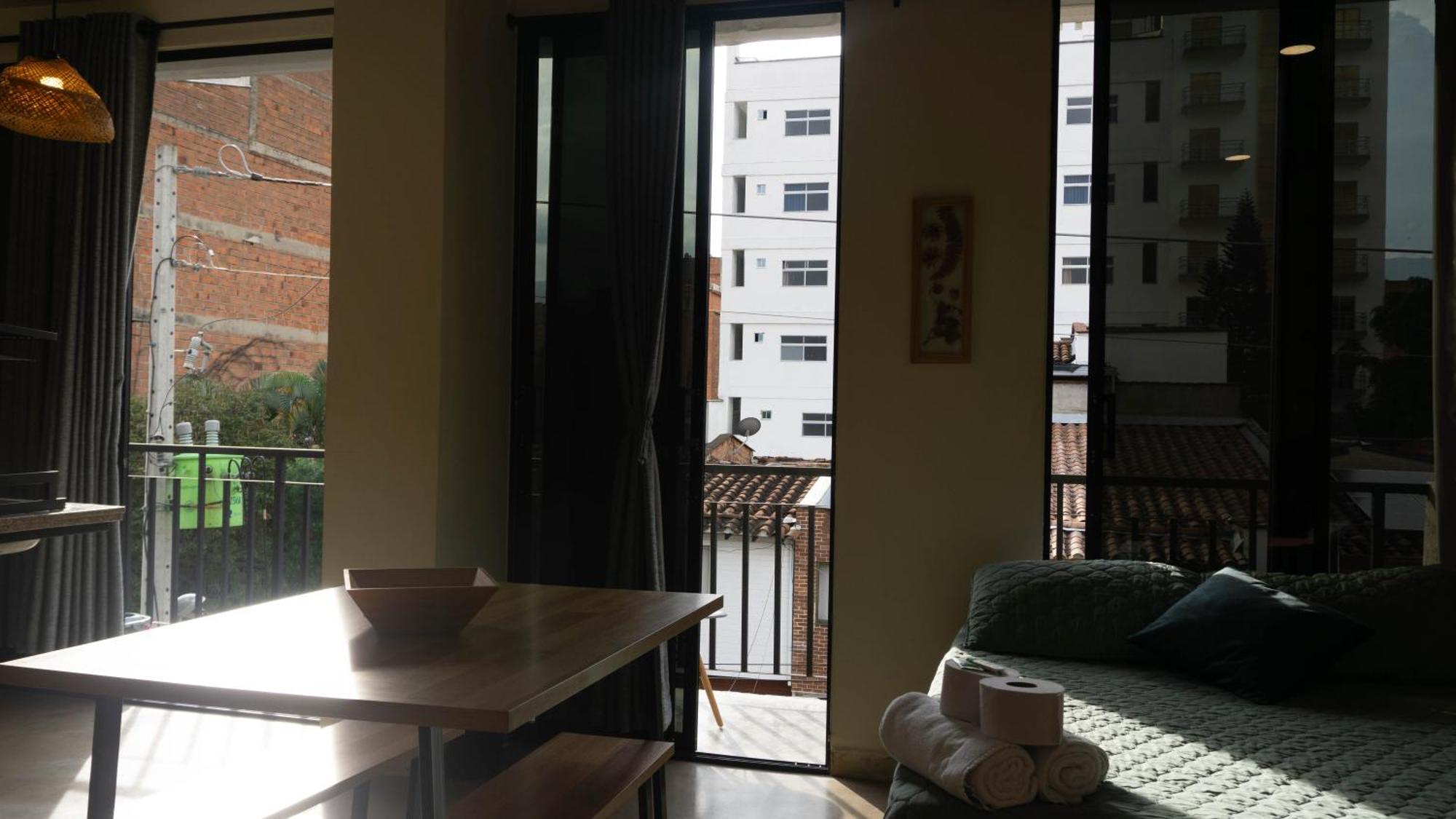 Selva House Bed & Breakfast เมเดยิน ภายนอก รูปภาพ