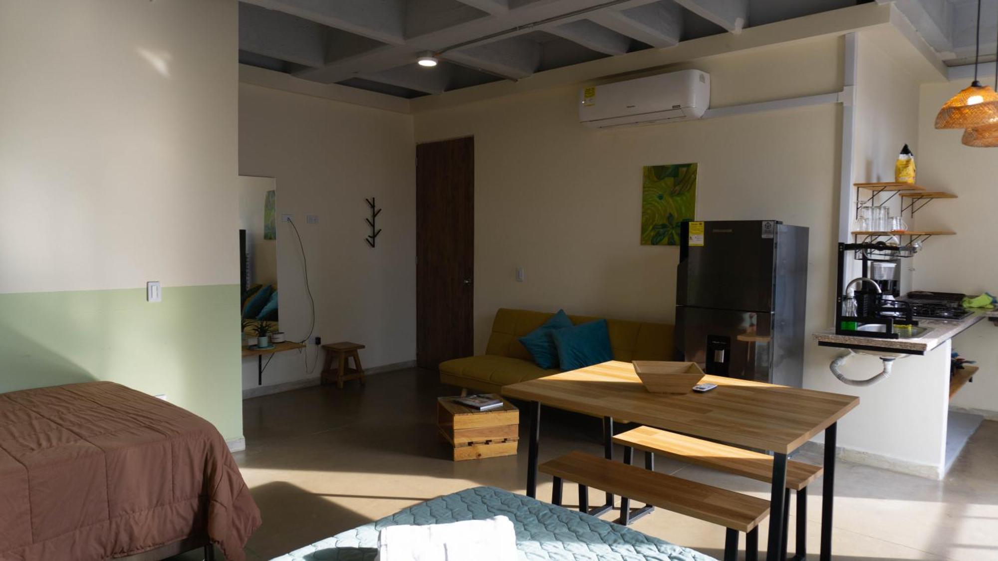 Selva House Bed & Breakfast เมเดยิน ภายนอก รูปภาพ