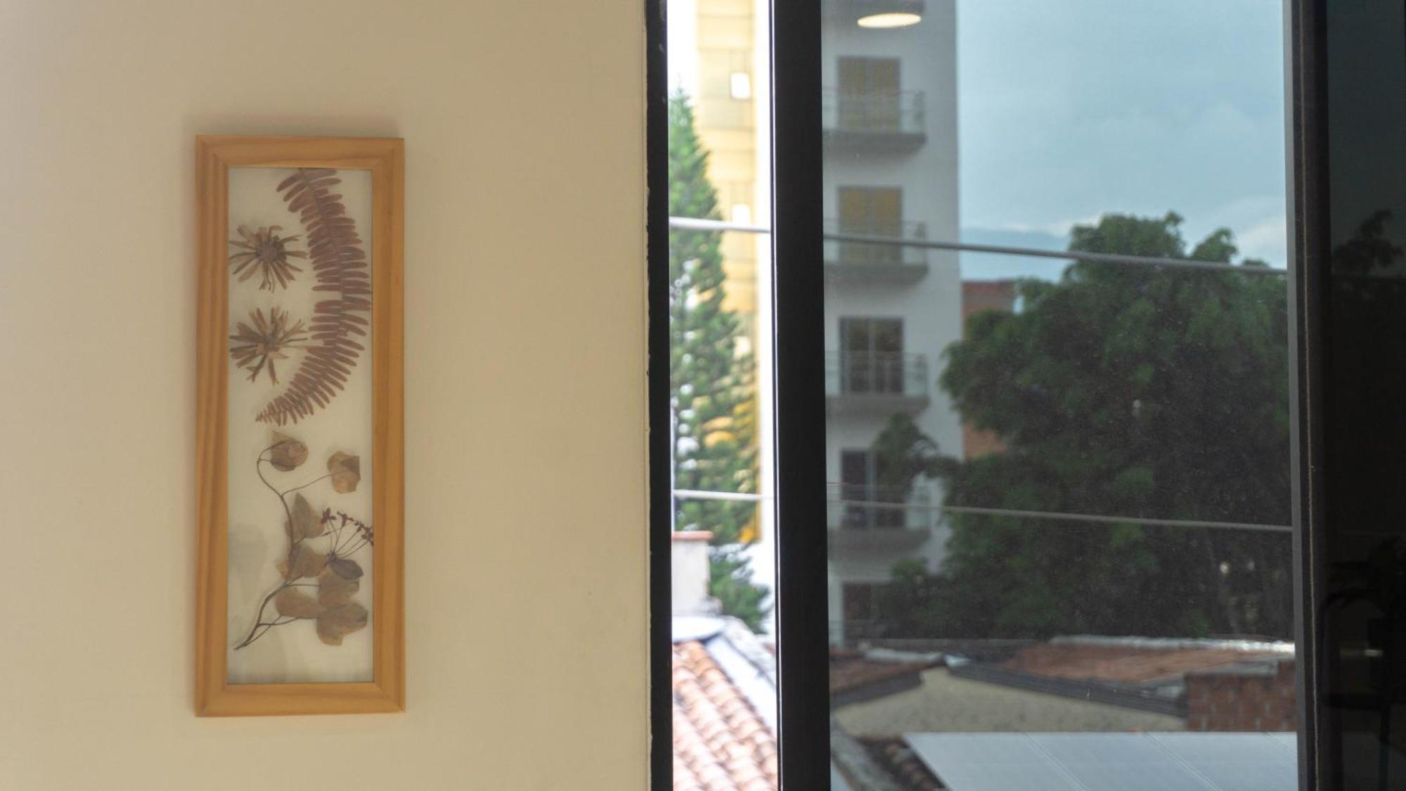 Selva House Bed & Breakfast เมเดยิน ภายนอก รูปภาพ